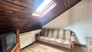 Racadau, locuinta cu 3 camere, bloc vila la poalele padurii. - imagine 9