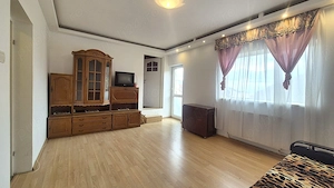 Racadau, locuinta cu 3 camere, bloc vila la poalele padurii. - imagine 4