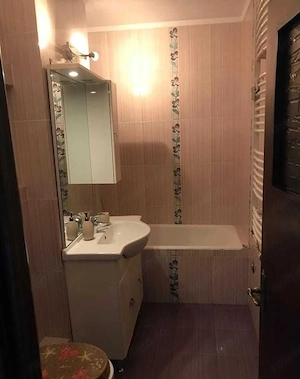 Apartament de 3 camere de inchiriat in zona Rahova  - imagine 6