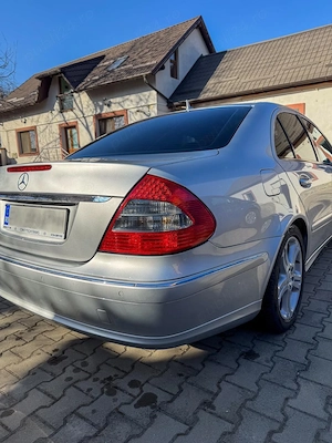 Mercedes  E 200 Kompressor Avangard - imagine 8