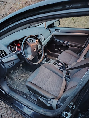 Mitsubishi Lancer de vanzare - imagine 2