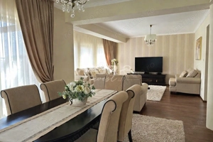 Vilă elegantă de vânzare în Oradea - imagine 4