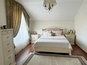 Vilă elegantă de vânzare în Oradea - imagine 7