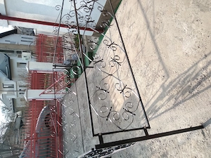 Vând grilaje și cruci din fier forjat. - imagine 5