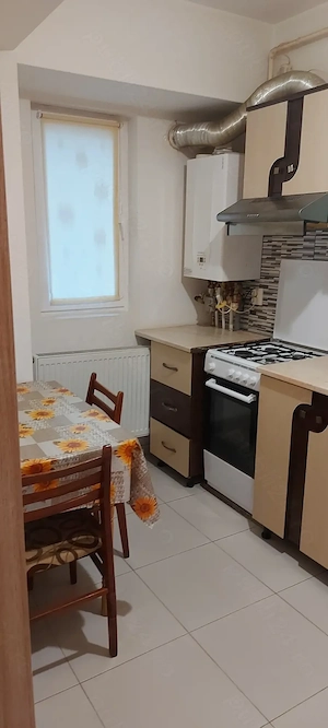 Inchiriez garsoniera in Pitesti , zona Big , Bloc MAIA 5  , Suprafata  32 mp, Et 2 5 - imagine 4