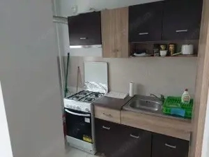 Vanzare garsoniera in Titan, la 7 min metrou 1 Decembrie 1918-Renovata Total - imagine 2