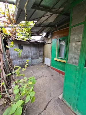 Casa batraneasca Zona Piata Rahova - imagine 5