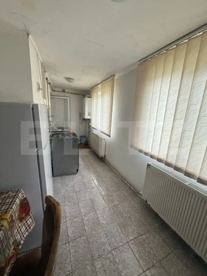 Apartament 2 camere decomandat, parter, Găești – zonă bună - imagine 6