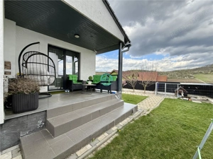 Casa cu 4 camere moderna de vanzare, teren 550 mp, in Budiu Mic