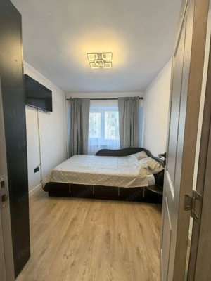 Apartament 3 camere- zona Boema - imagine 3