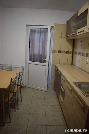 Apartament cu 3 camere in zona Colentina