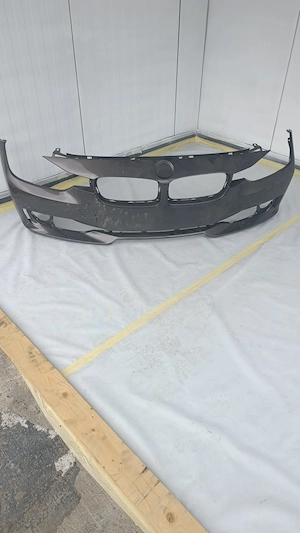 vand bara fata bmw f30 ,an 2011