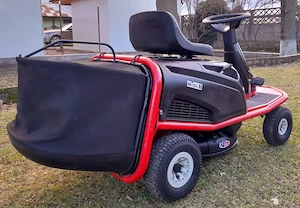 Tractoraș tuns iarba Minirider 60 E