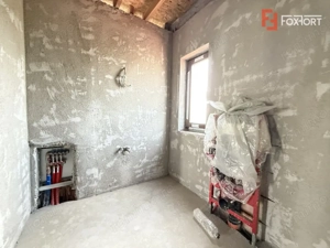 Casa cu 4 camere, interior la gri si exterior la rosu in Sacalaz - imagine 19