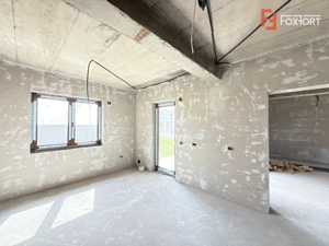 Casa cu 4 camere, interior la gri si exterior la rosu in Sacalaz - imagine 2