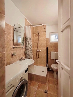 Vilă spațioasă 5 camere | 5 balcoane | 8+1 persoane | Zonă centrală Deva - imagine 19