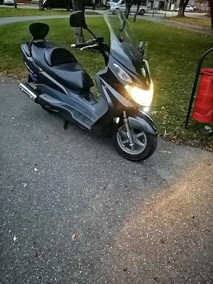 Vând Suzuki Burgman150 - imagine 2