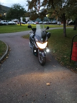 Vând Suzuki Burgman150