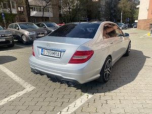 Mercedes Benz C Class 220 - imagine 10
