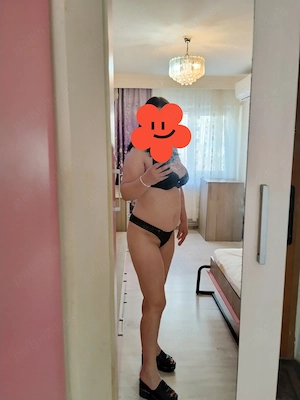 Doamnă matură accept sărutări