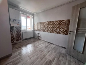 Apartament 2 camere, decomandat,zona Gojdu - imagine 13