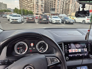 Skoda      Karoq    1.6  - imagine 4