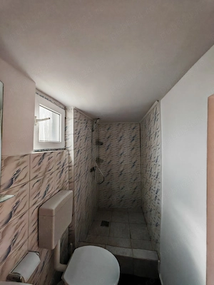 Proprietar   Garsonieră 28mp, renovată, zonă Coiciu (central), liniștită   300  lună (tot inclus) - imagine 3