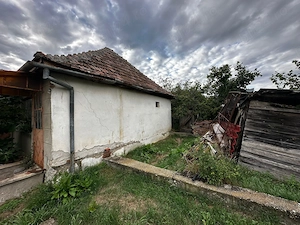 Casă cu teren generos de vânzare în Ianova (Remetea Mare)   129 mp + 1078 mp  - imagine 6