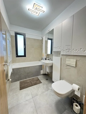 GIROC - 3 CAMERE - ETAJ INTERMEDIAR - LIFT - PARCARE INCLUSA - CA SI NOU - imagine 7