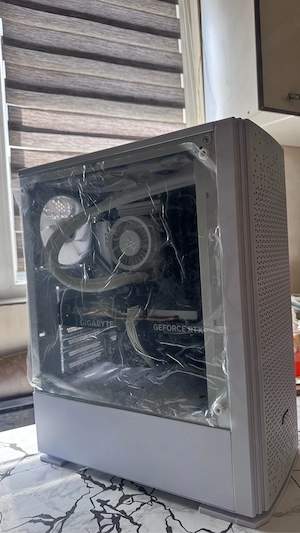 PC Gaming RTX 4060 + i5 Gen 14   DDR5   Ca Nou   Cu Cutiile