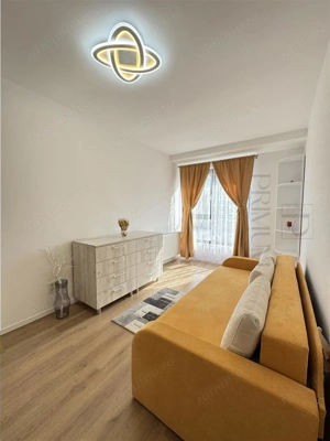 GIROC - 3 CAMERE - ETAJ INTERMEDIAR - LIFT - PARCARE INCLUSA - CA SI NOU - imagine 5