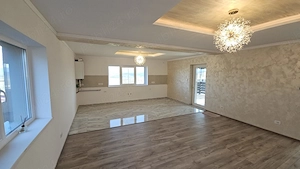 Casă noua 2025 P+M, 5 camere, clasa energetica A, cu vedere lac, 500mp - imagine 9