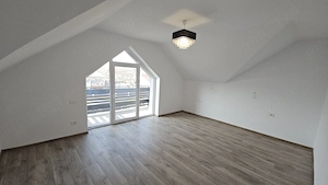 Casă noua 2025 P+M, 5 camere, clasa energetica A, cu vedere lac, 500mp - imagine 16