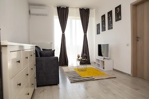 Închiriez garsonieră lux strada soarelui 