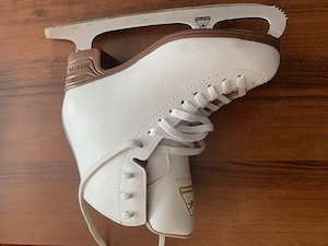 Patine dama Jackson pentru gheata marimea 36