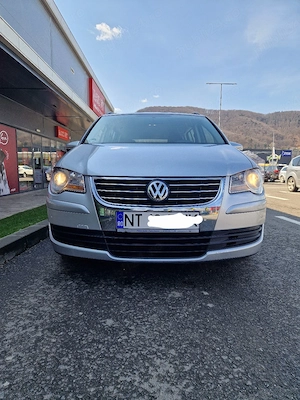 Volkswagen Touran Automat  - imagine 2