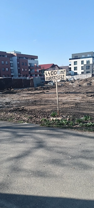 Teren baneasa sisesti stradal 4400 mp.Proprietar
