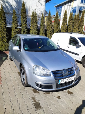 Volkswagen Jetta  - imagine 3