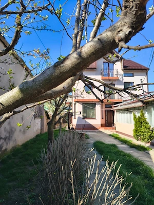 Vilă spațioasă și luminoasă, aspect elegant (P+E+M), Sector 2, Cartier Ion Creangă  - imagine 2