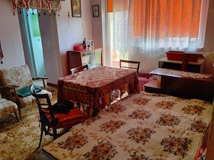 Vând apartament cu 3 camere, baie, bucătărie, balcon și pivniță de 64 metri pătrați Ocna Mureș - imagine 6