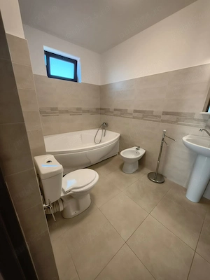 Vilă spațioasă și luminoasă, aspect elegant (P+E+M), Sector 2, Cartier Ion Creangă  - imagine 15