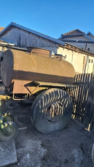 Vând cisternă 1800 litri - imagine 2