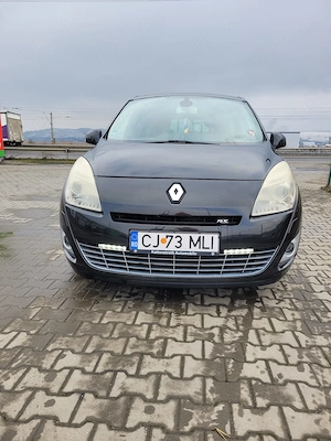 Vând Renault Scenic 1.9 TDI 
