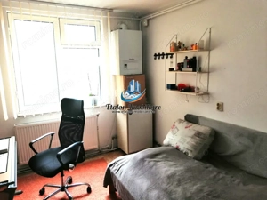 Apartament 4 camere, zona Stadion Precista, Piatra Neamt - imagine 3