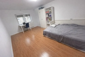 Apartament 3 camere, decomandat, zona Craiovita Noua - imagine 6