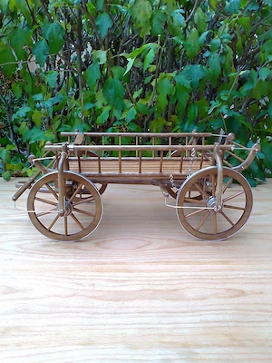 Car în miniatură   colecție, detalii autentice, stare perfectă