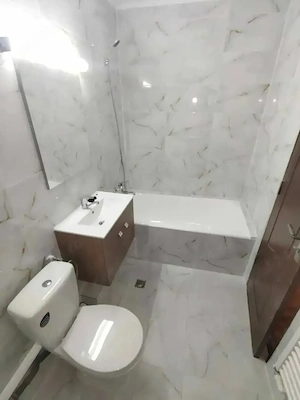 Garsoniera de vanzare