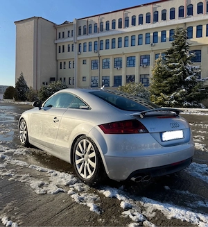 Vând Audi TT 2.0 TFSI, 251 CP, manuală, 148.000 km reali. Mașina este foarte bine întreținută - imagine 3
