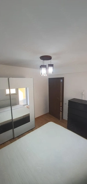 De inchiriat Ap.2 camere+terasa proprie- 2 min.Metrou  - imagine 4