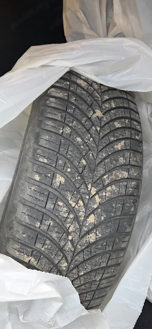 3 anvelope Goodyear 215 60 R17 100 h M+S - imagine 3